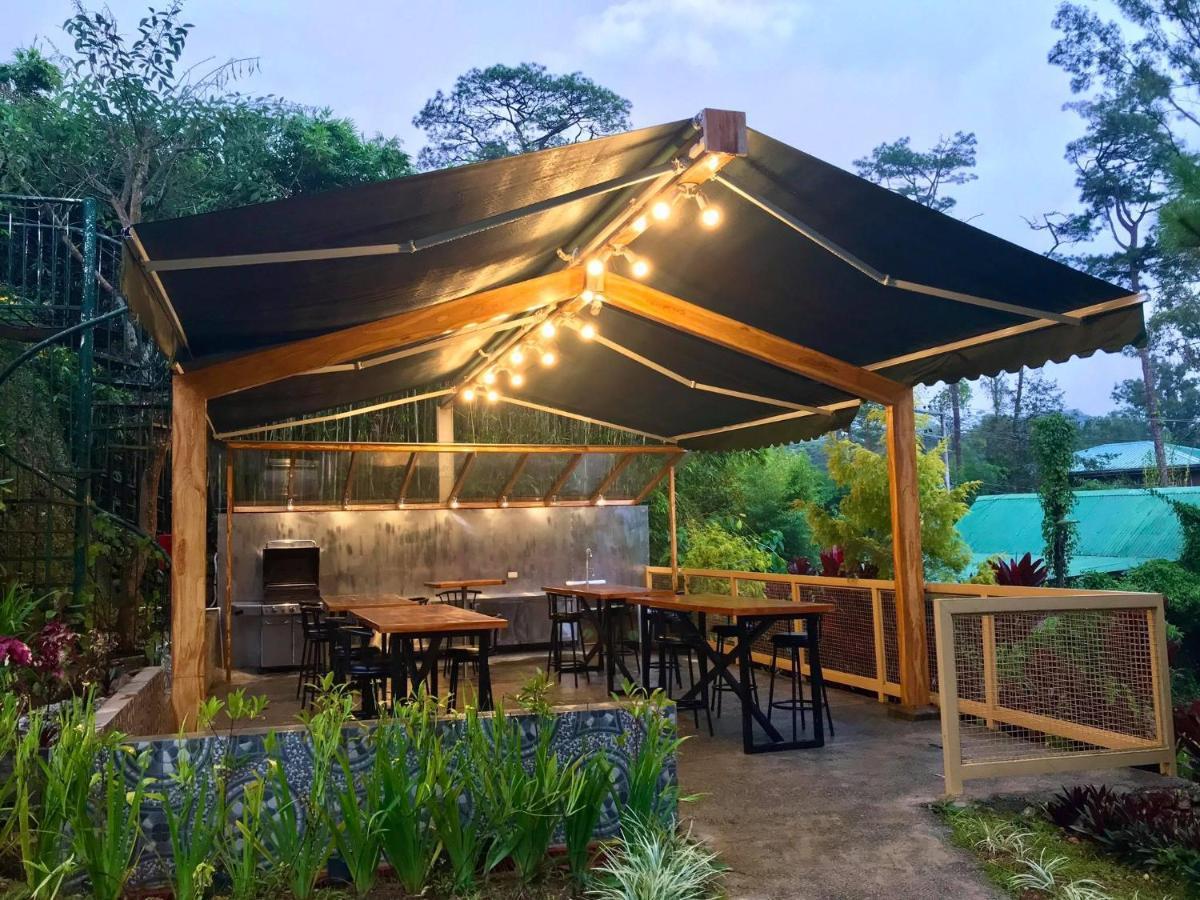 Log Cabin Hotel - Baguio Baguio City Exterior photo