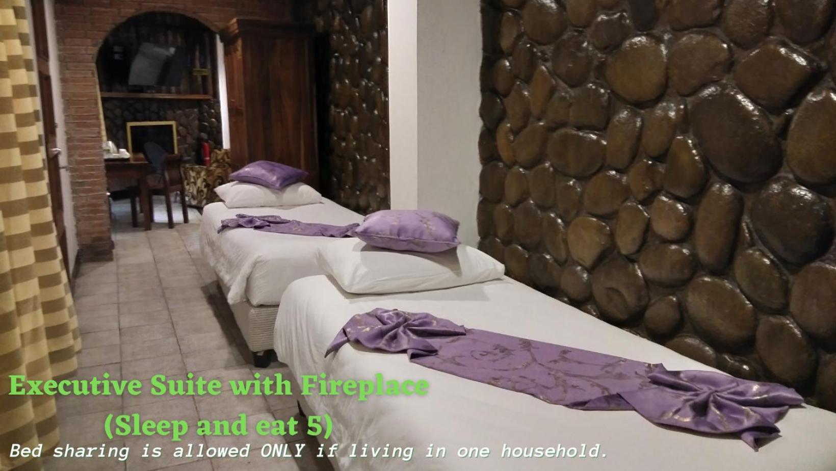 Log Cabin Hotel - Baguio Baguio City Room photo