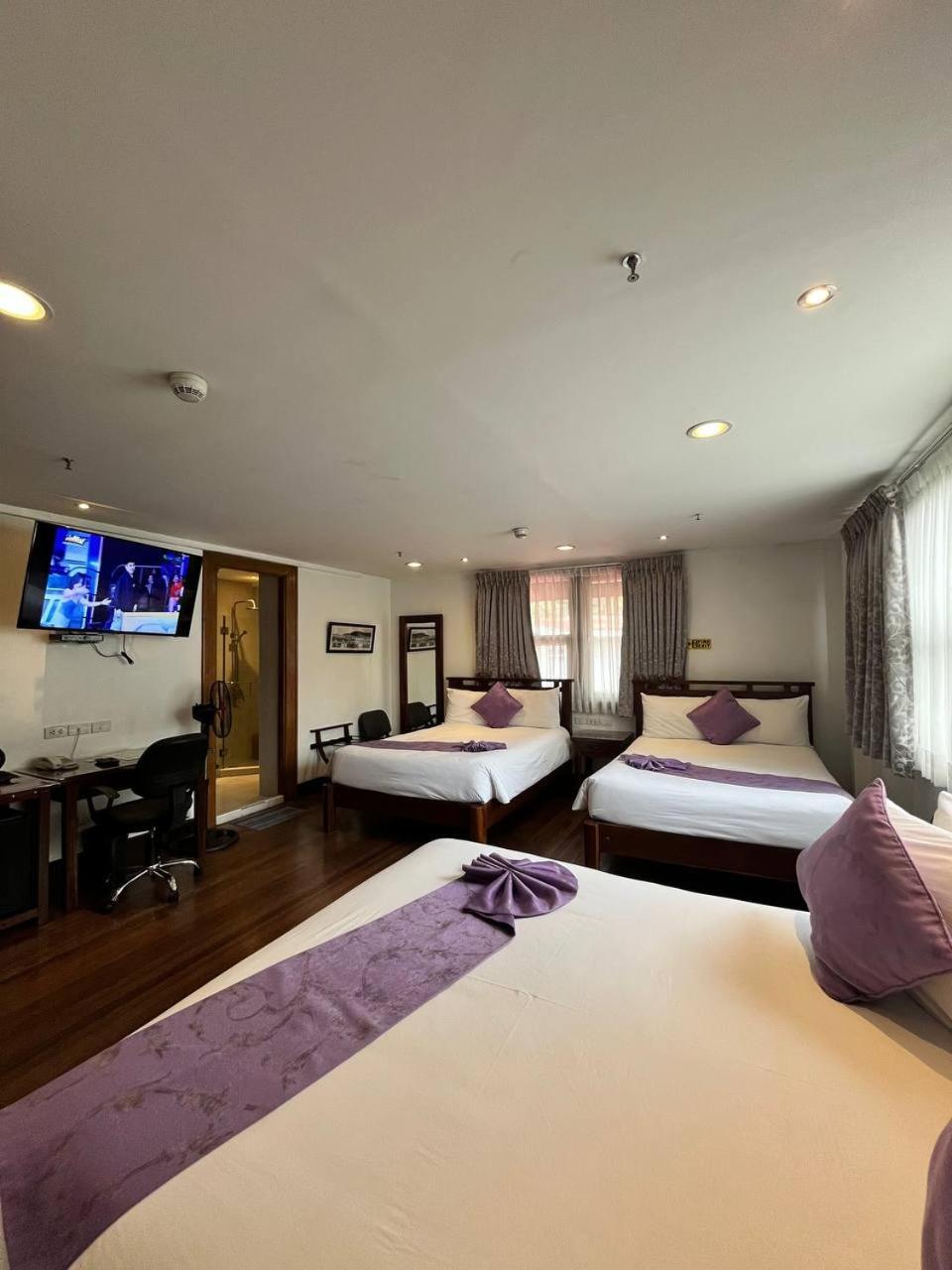 Log Cabin Hotel - Baguio Baguio City Room photo